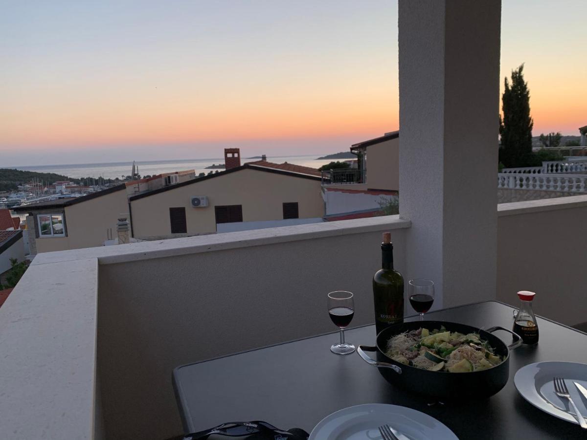 Apartament Mara Rogoznica  Zewnętrze zdjęcie