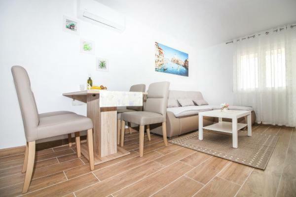 Apartament Mara Rogoznica  Zewnętrze zdjęcie